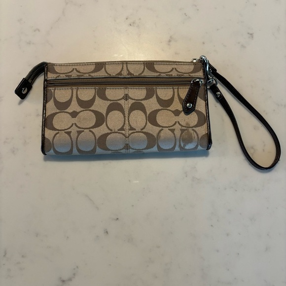 Coach Wristlet - Picture 3 of 10